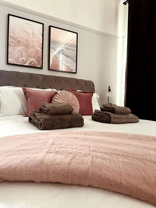 The Retreat - Large Luxury Apartment, Two Mins From Beach Bournemouth Storbritannien